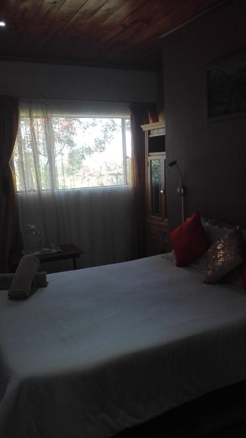 Guest On The Edge Farm stay